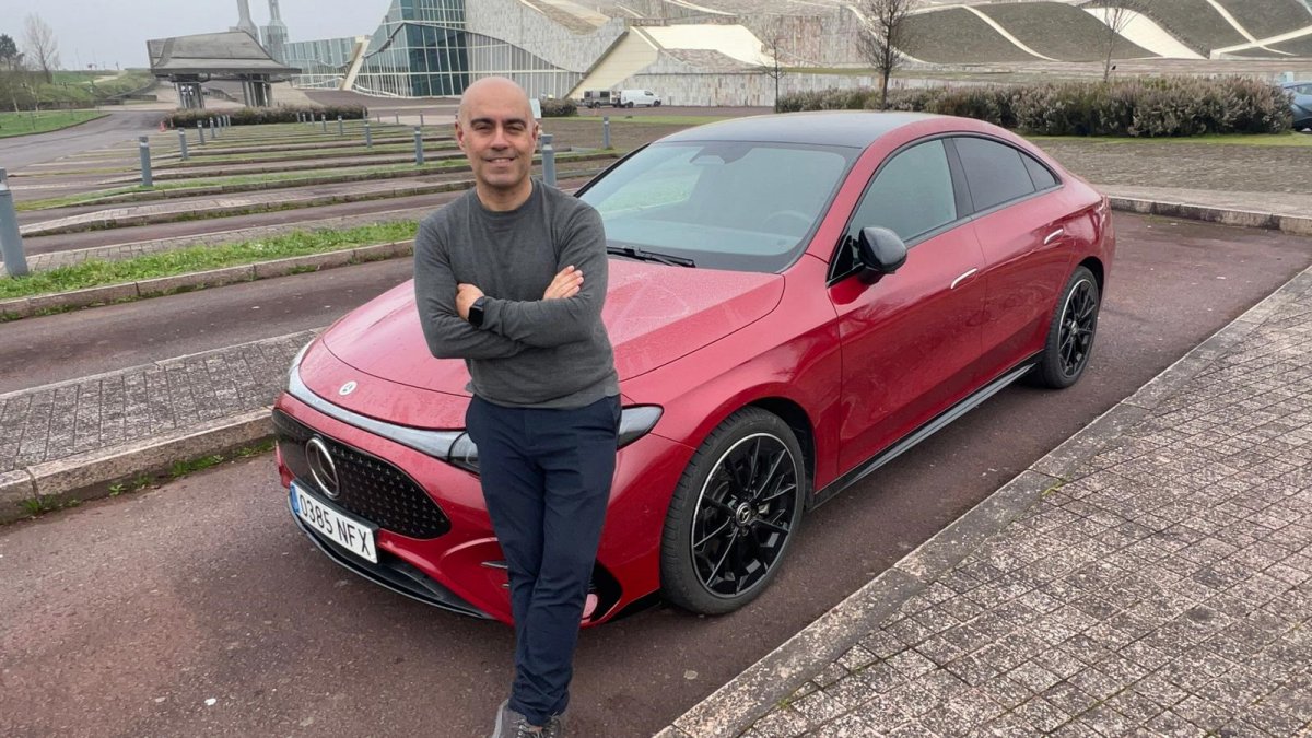 Prueba a 120 km/h Mercedes-Benz CLA 250+