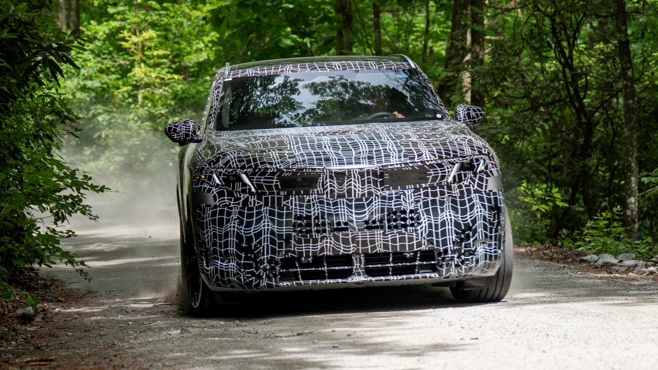BMW anuncia que el iX5 tendrá una monstruosa batería de 141 kWh de capacidad