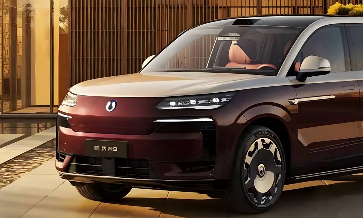 BYD rompe el mercado con un SUV enchufable con 420 km de autonomía eléctrica, carga ultrarrápida y un precio desde 65.000 euros