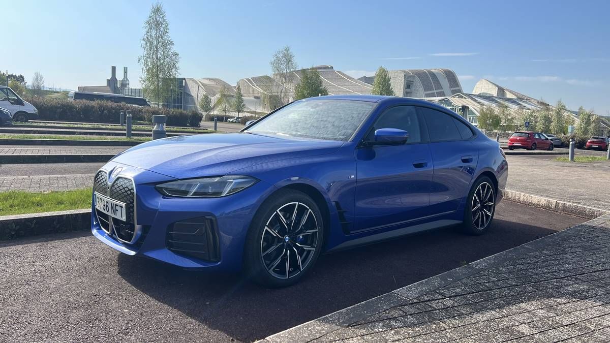 Prueba a 120 km/h BMW i4 eDrive 40