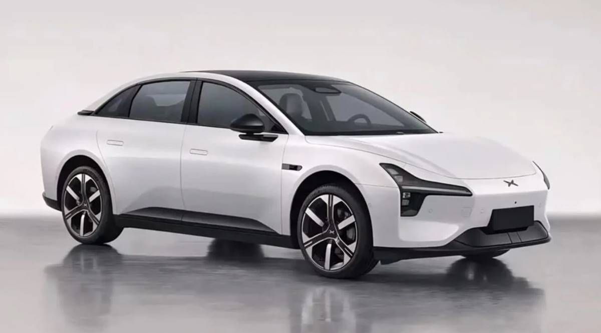 XPeng ya prueba en España su berlina eléctrica low cost MONA M03