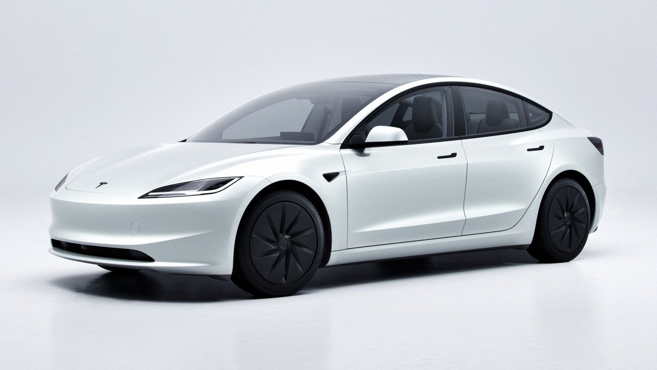 Tesla logra el trono eléctrico mundial… pero la guerra acaba de empezar