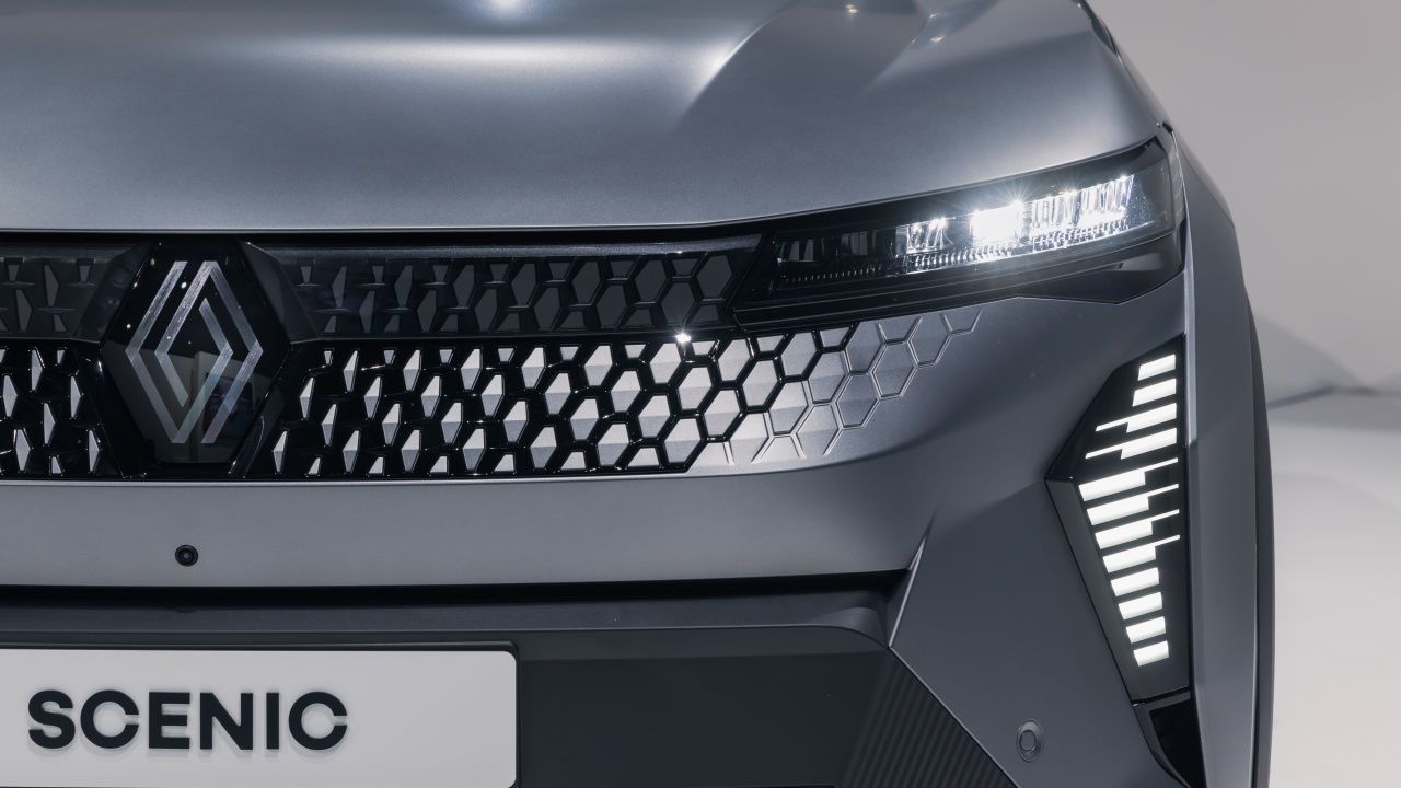 Renault prepara el lavado de cara del Scenic con hasta 650 km de autonomía