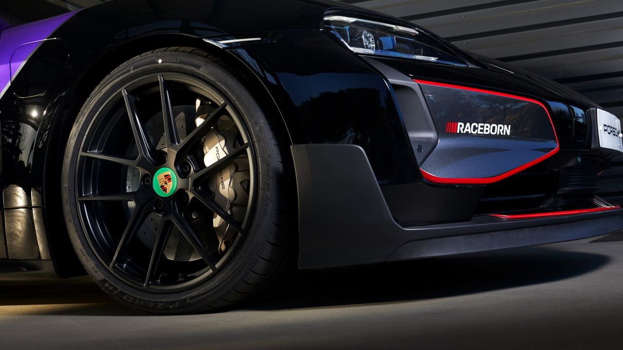 Porsche desvela el mejor Porsche Taycan basado en la Fórmula E que no te puedes comprar, pero sí configurar
