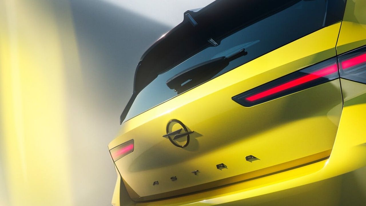 Primer vistazo al nuevo Opel Astra eléctrico, que llegará con un extra de autonomía