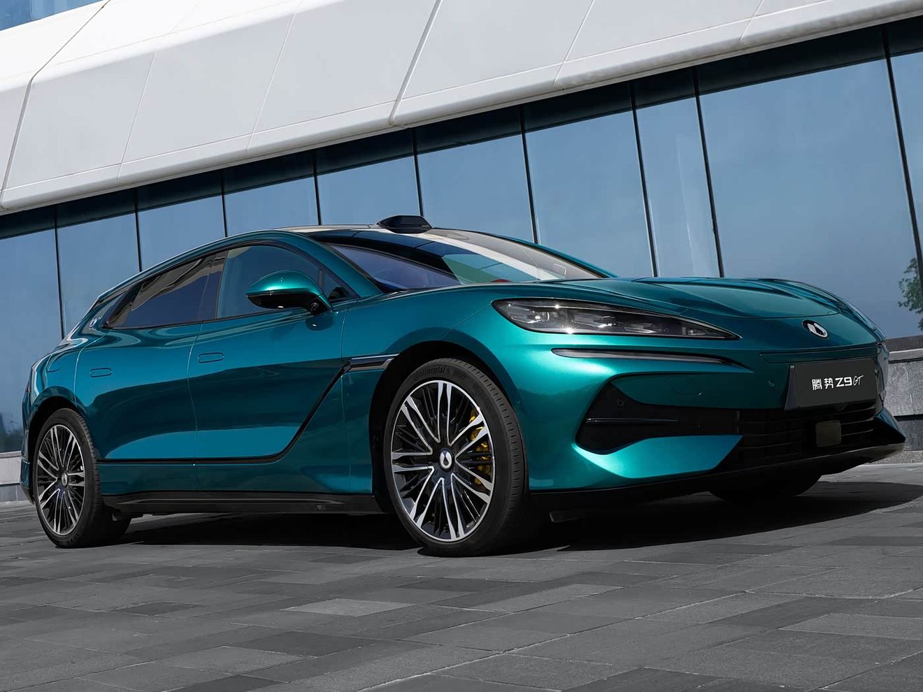 El Denza Z9GT rompe el récord: el coche eléctrico con más autonomía del planeta ya está a la venta por 35.000 euros