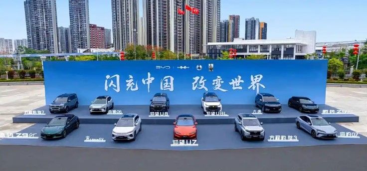 BYD presenta su nueva Blade Battery y sus estaciones de hasta 1.500 kW: carga del 10% al 97% en solo 9 minutos
