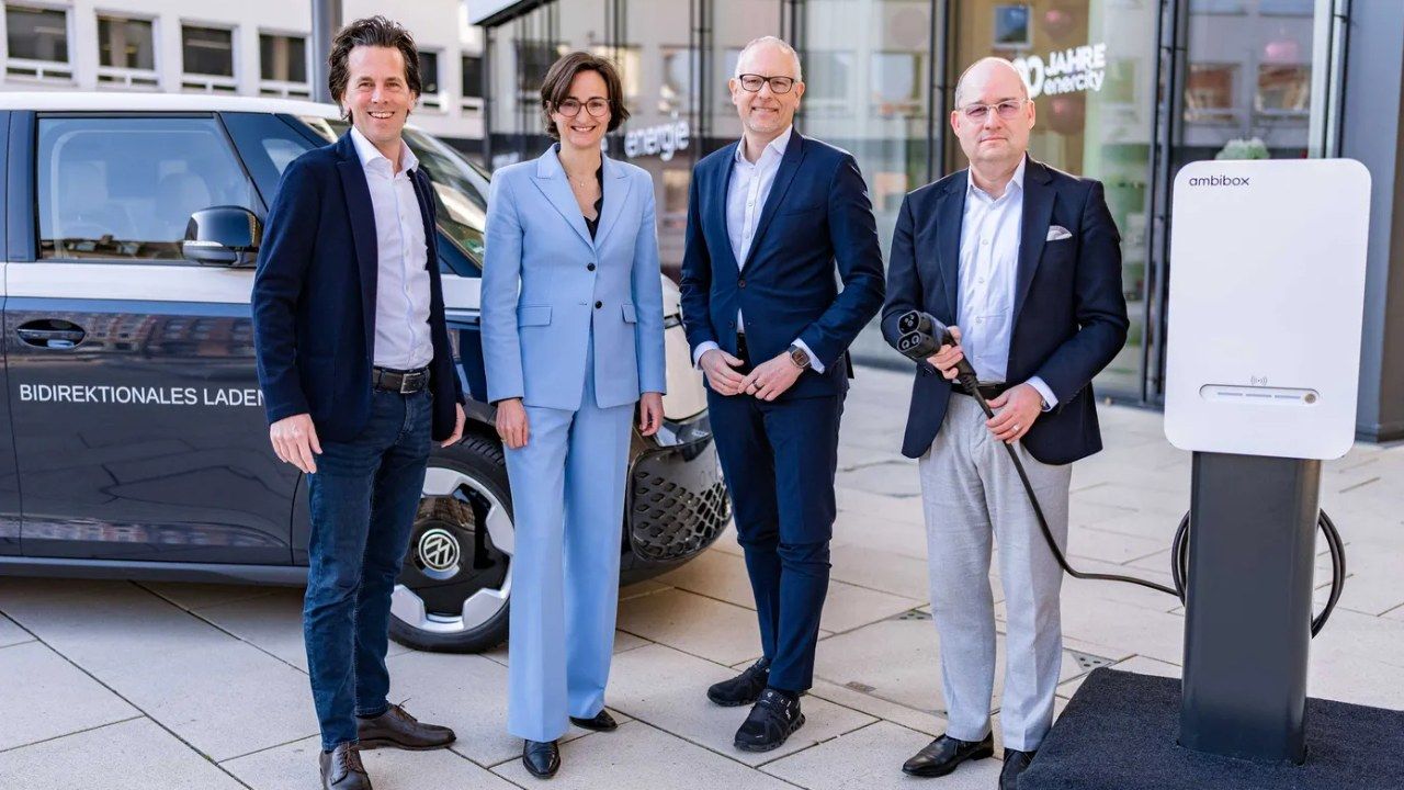 Volkswagen quiere que se puede conducir un coche eléctrico casi “gratis” gracias a la tecnología V2G