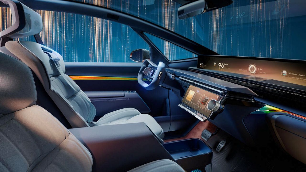 El Renault Espace vuelve a ser un monovolumen: la marca presenta el R-Space Lab