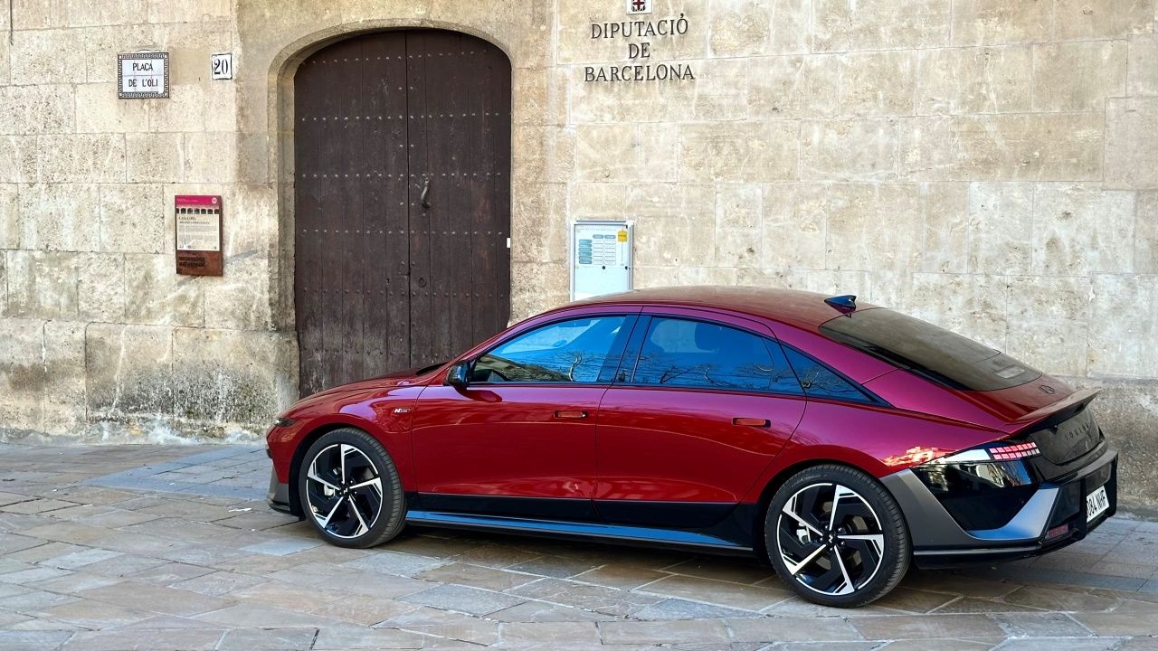 Probamos el Hyundai IONIQ 6, más de 1.000 km con el eléctrico que viaja como un coche de gasolina
