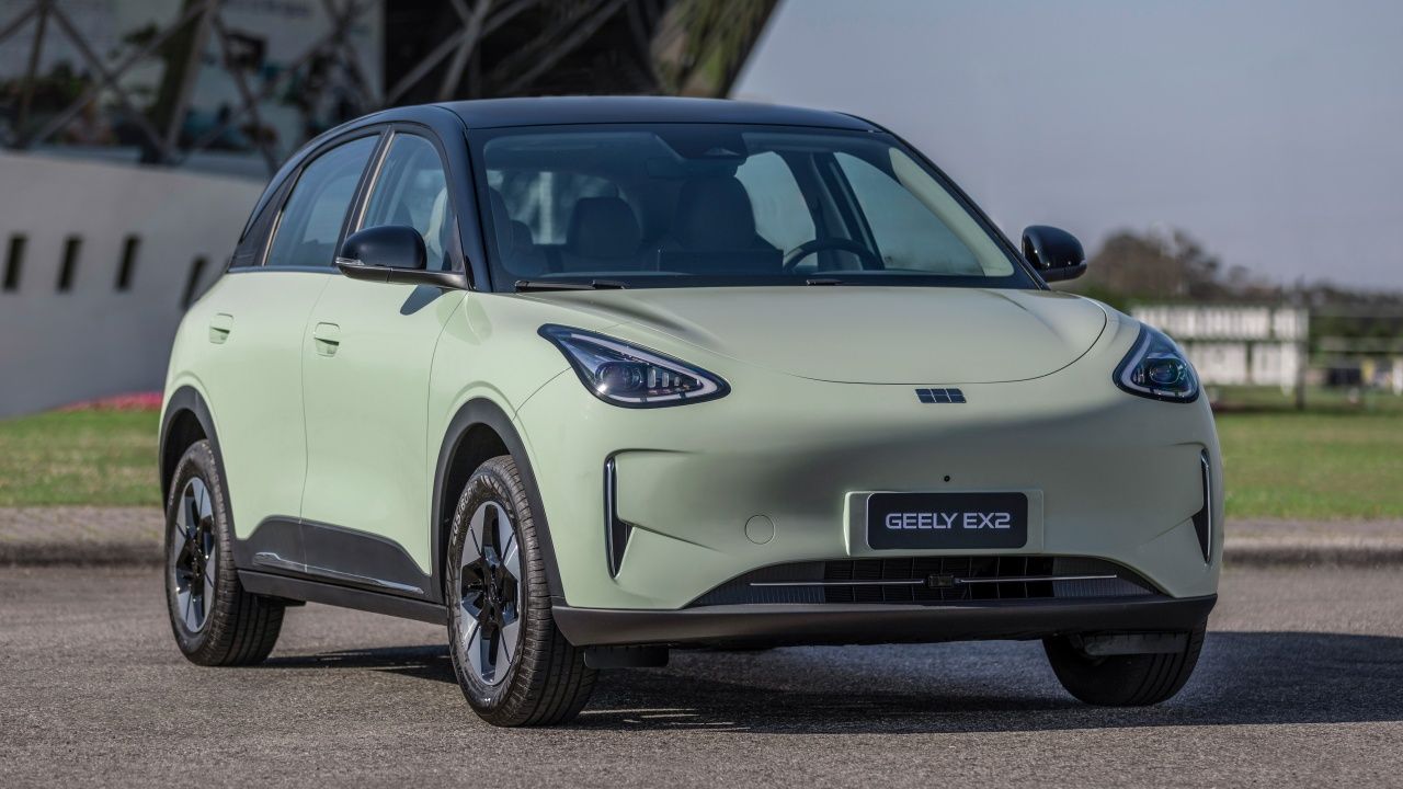 Geely E2