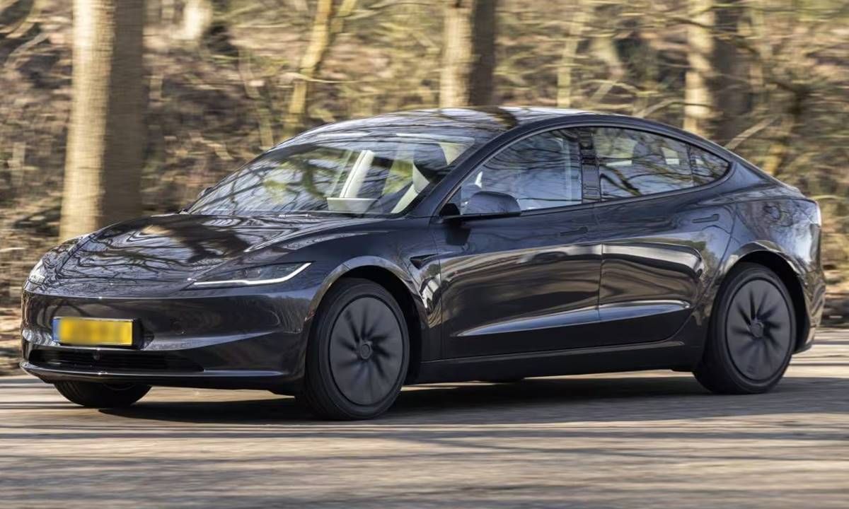 El Tesla Model 3 Standard tiene tapacubos y menos equipamiento…pero sigue siendo un auténtico chollo