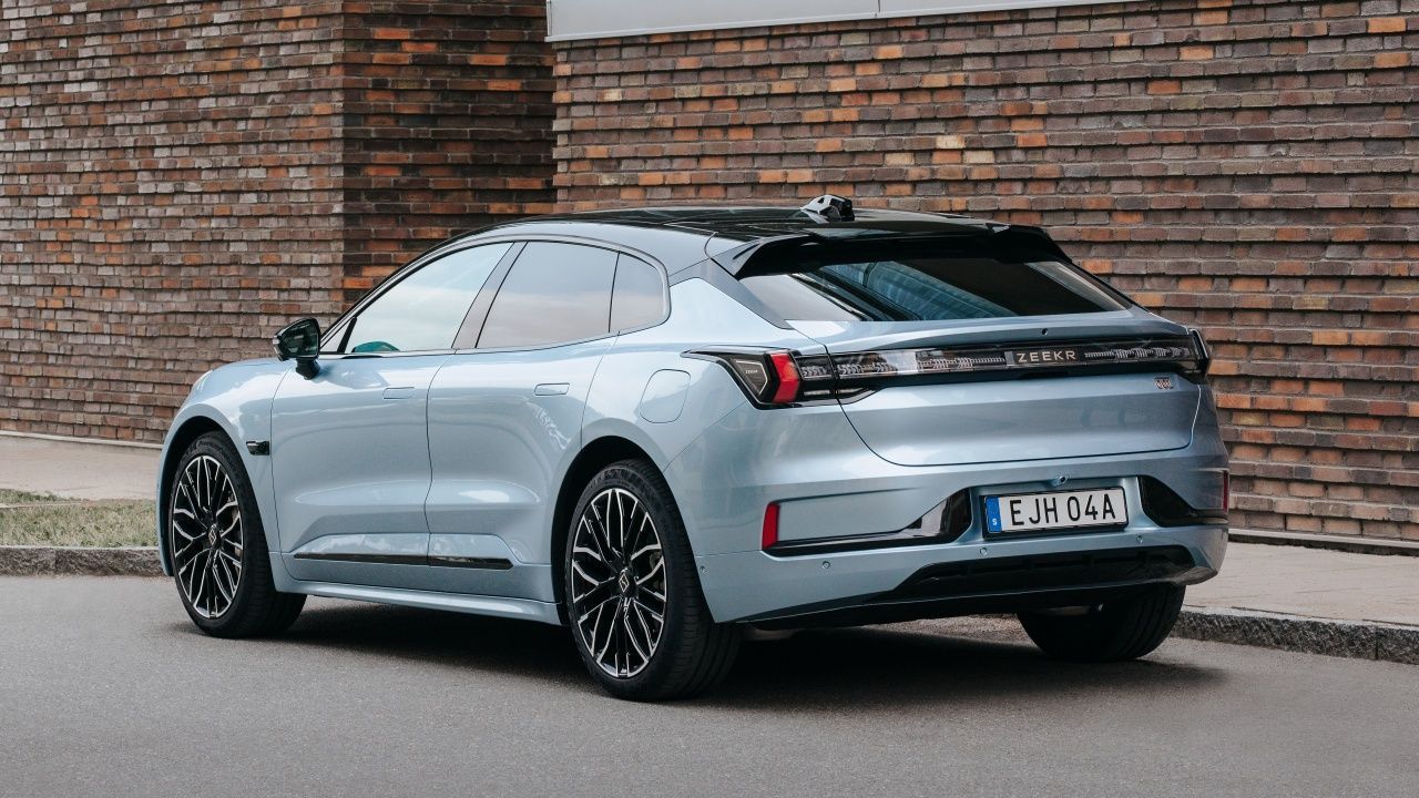 Geely responde a BYD con sus propios cargadores de 1.500 kW para Zeekr