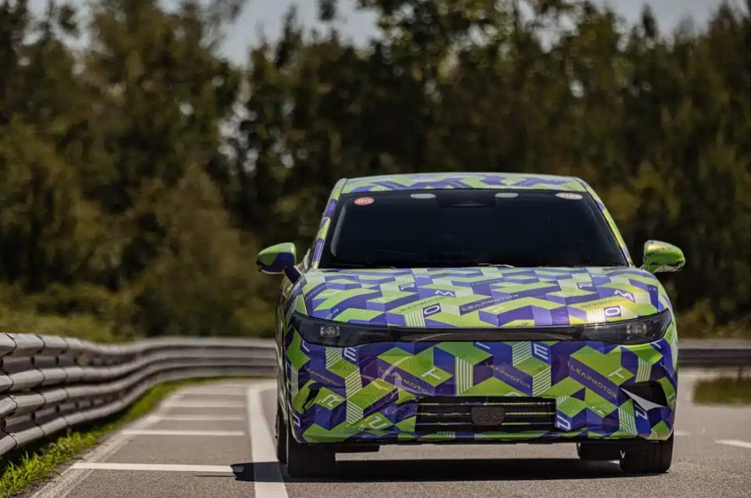 Nuevas imágenes del Leapmotor Lafa 5, la berlina que quiere romper el mercado