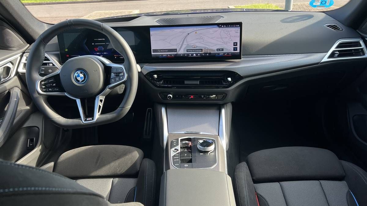 Prueba a 120 km/h BMW i4 eDrive 40