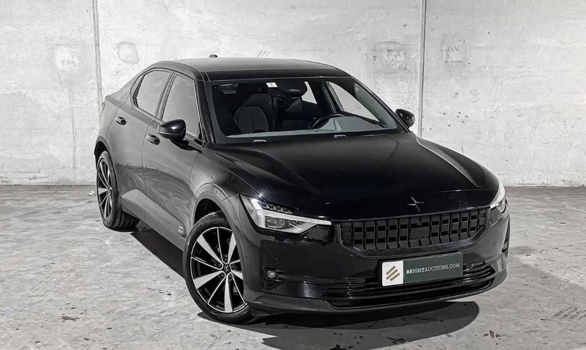 Un Polestar 2 de 408 CV por menos de 15.000 euros: el premium eléctrico que se ha desplomado en el mercado de ocasión