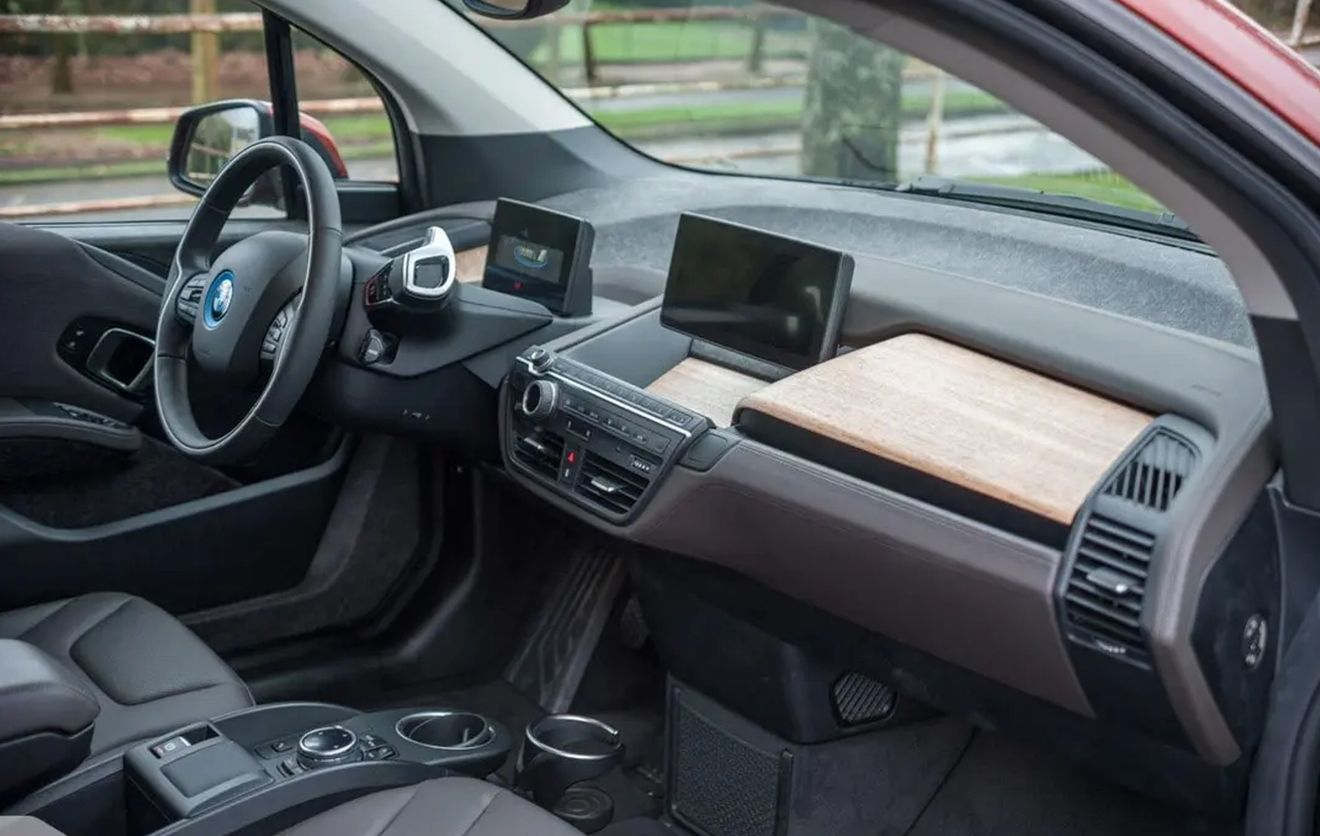 BMW i3 de segunda mano: el eléctrico rompedor que hoy cuesta menos de 9.000 euros