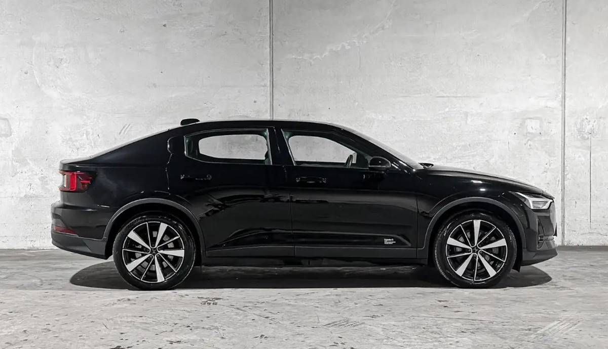 Un Polestar 2 de 408 CV por menos de 15.000 euros: el premium eléctrico que se ha desplomado en el mercado de ocasión
