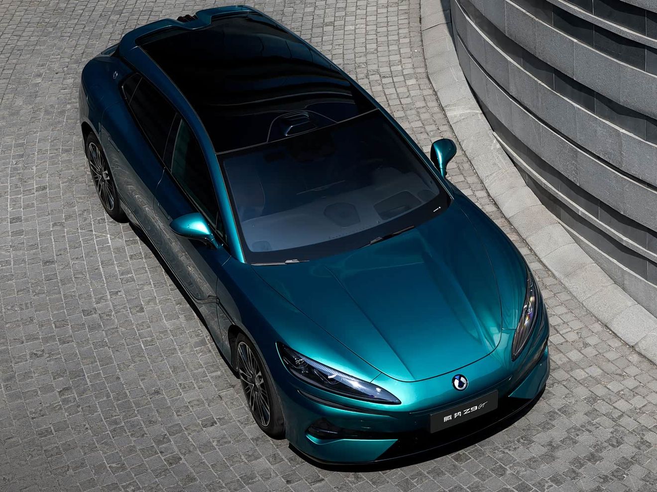 El Denza Z9GT rompe el récord: el coche eléctrico con más autonomía del planeta ya está a la venta por 35.000 euros