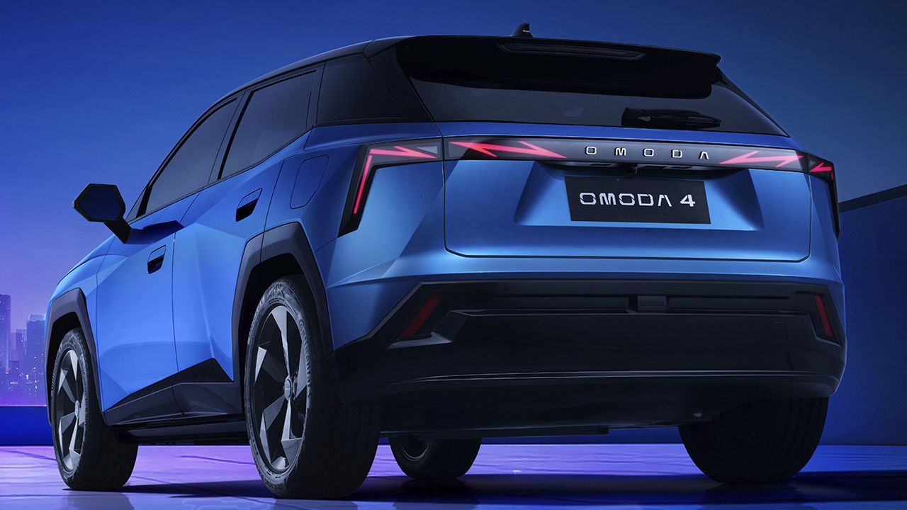 Omoda 4