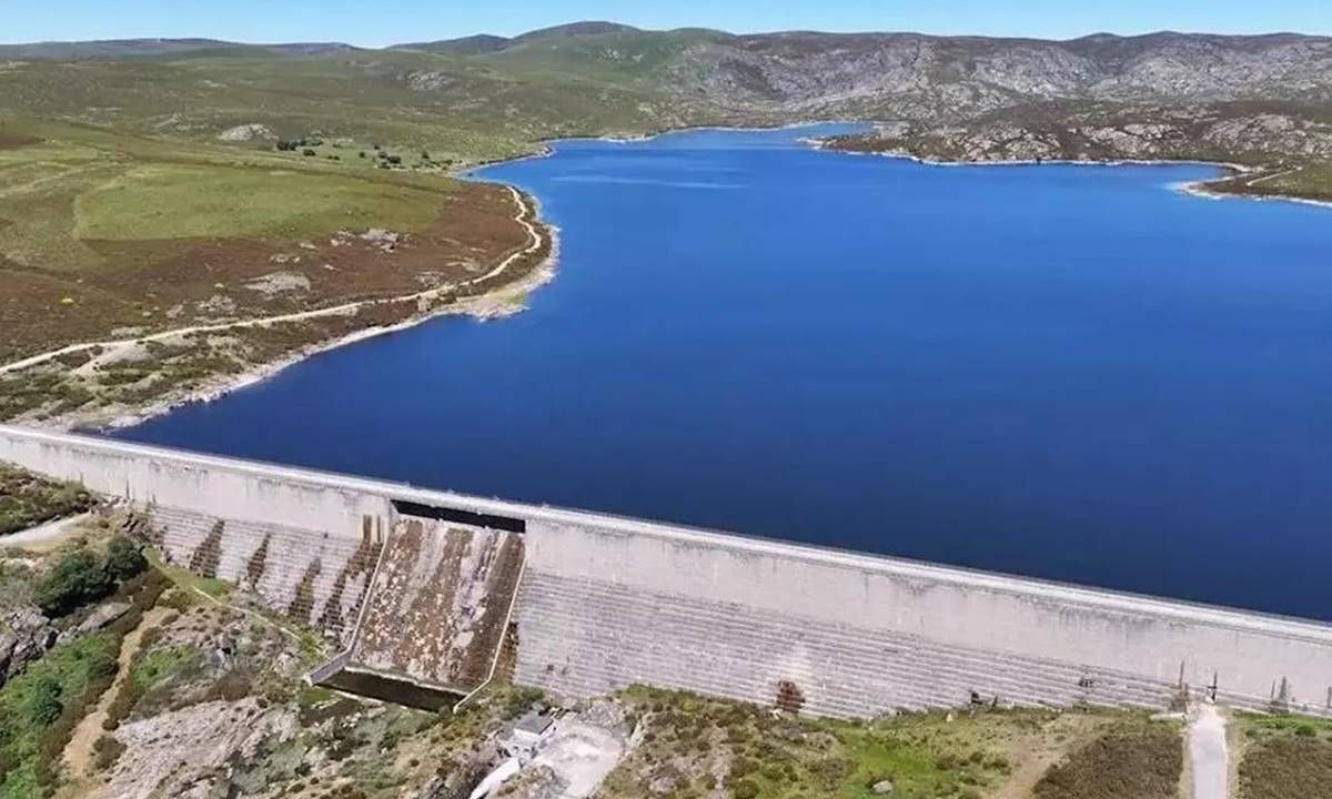 La mayor gigabatería España toma forma en Galicia con 1.800 MW y 1.500 millones de inversión 