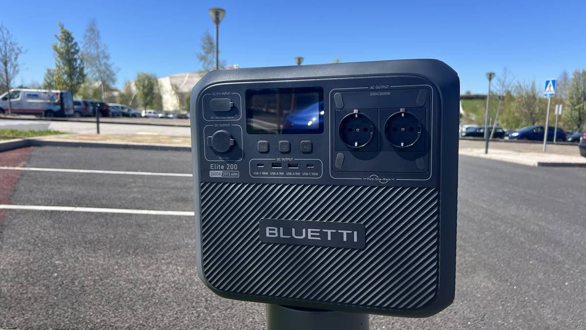 Prueba Bluetti V200: una batería con 2.600W y 2 kWh en formato compacto