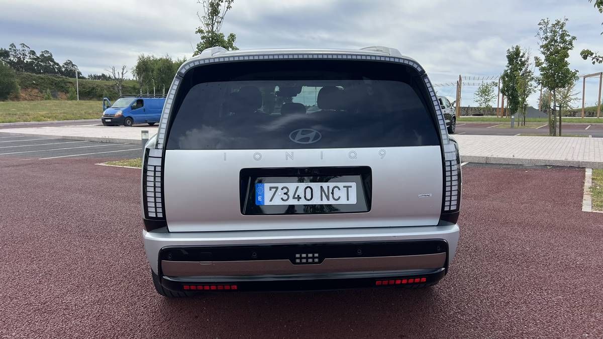 Hyundai Ioniq 9 FCE
