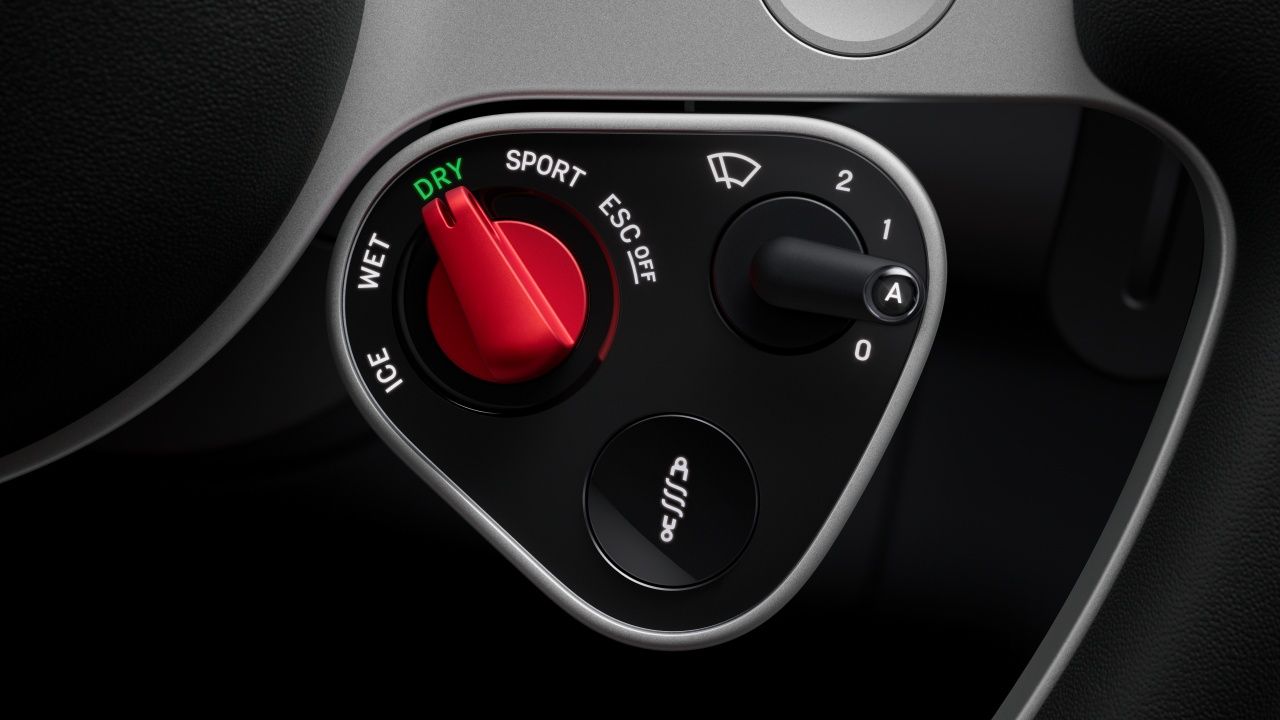 Así es el Ferrari Luce por dentro, el primer Ferrari eléctrico que esconde patentes, sorpresas y referencias