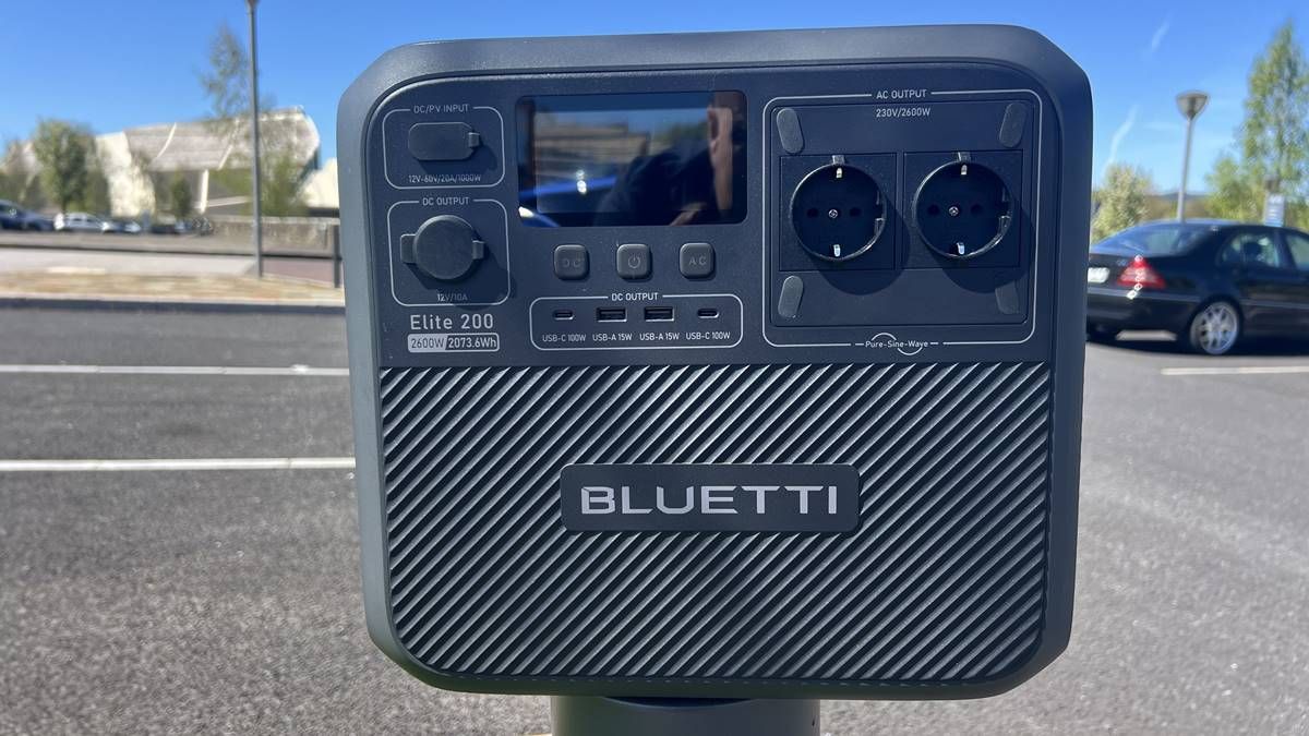 Prueba Bluetti V200: una batería con 2.600W y 2 kWh en formato compacto