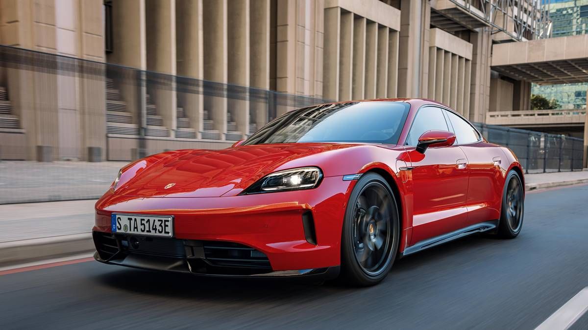 Porsche actualiza el Taycan mejorando su autonomía que llega a los 700 km