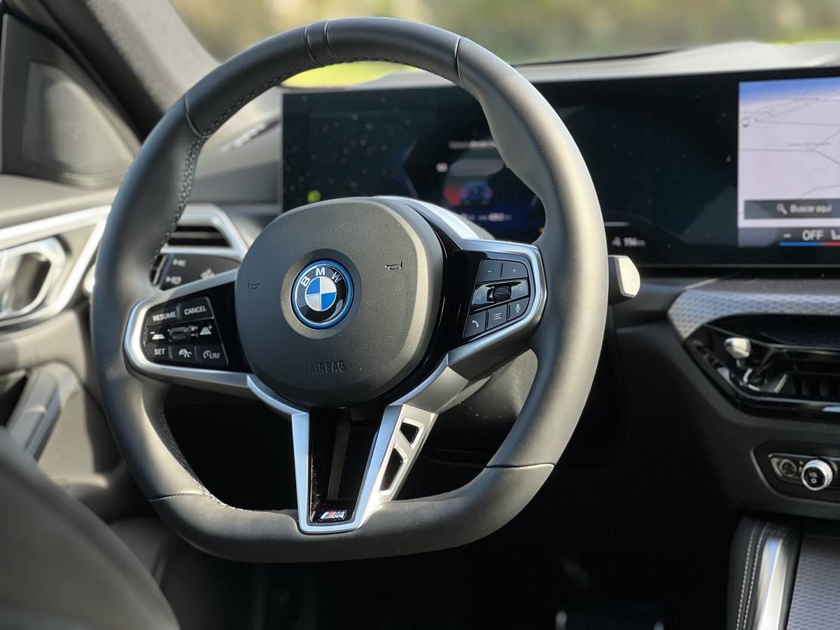 Prueba a 120 km/h BMW i4 eDrive 40