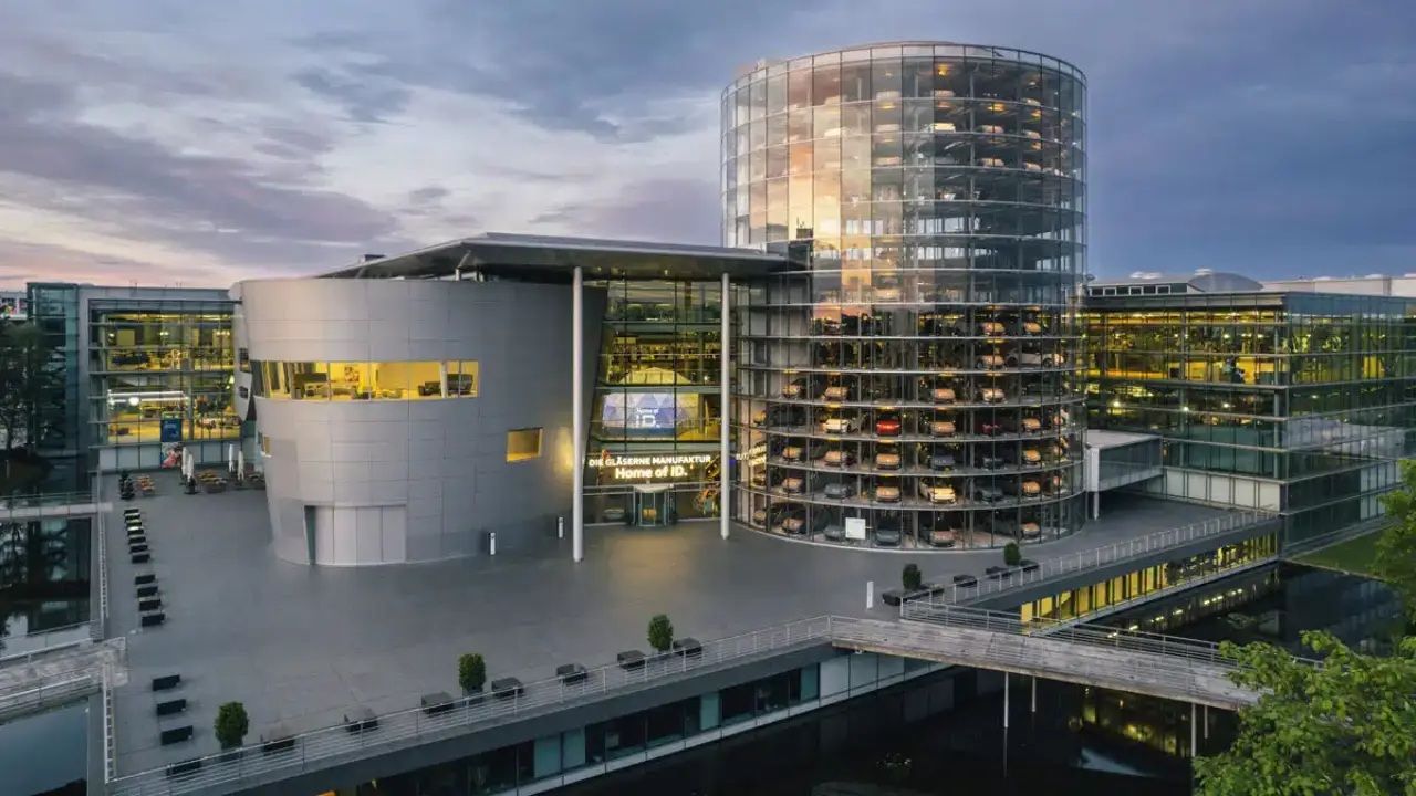 BYD estudia levantar una planta en España: Volkswagen niega la venta de su Fábrica de Cristal
