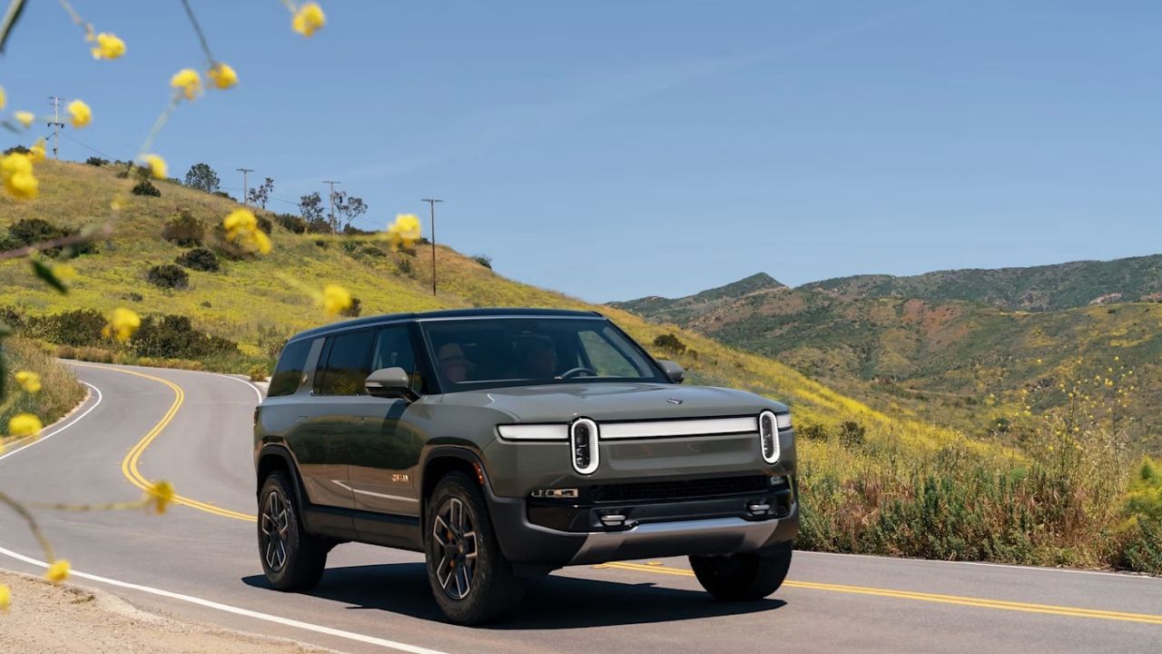 El Rivian R2 ya es una realidad y se abre el plazo de reservas, pero a cambio desaparece el R1S Dual Standard