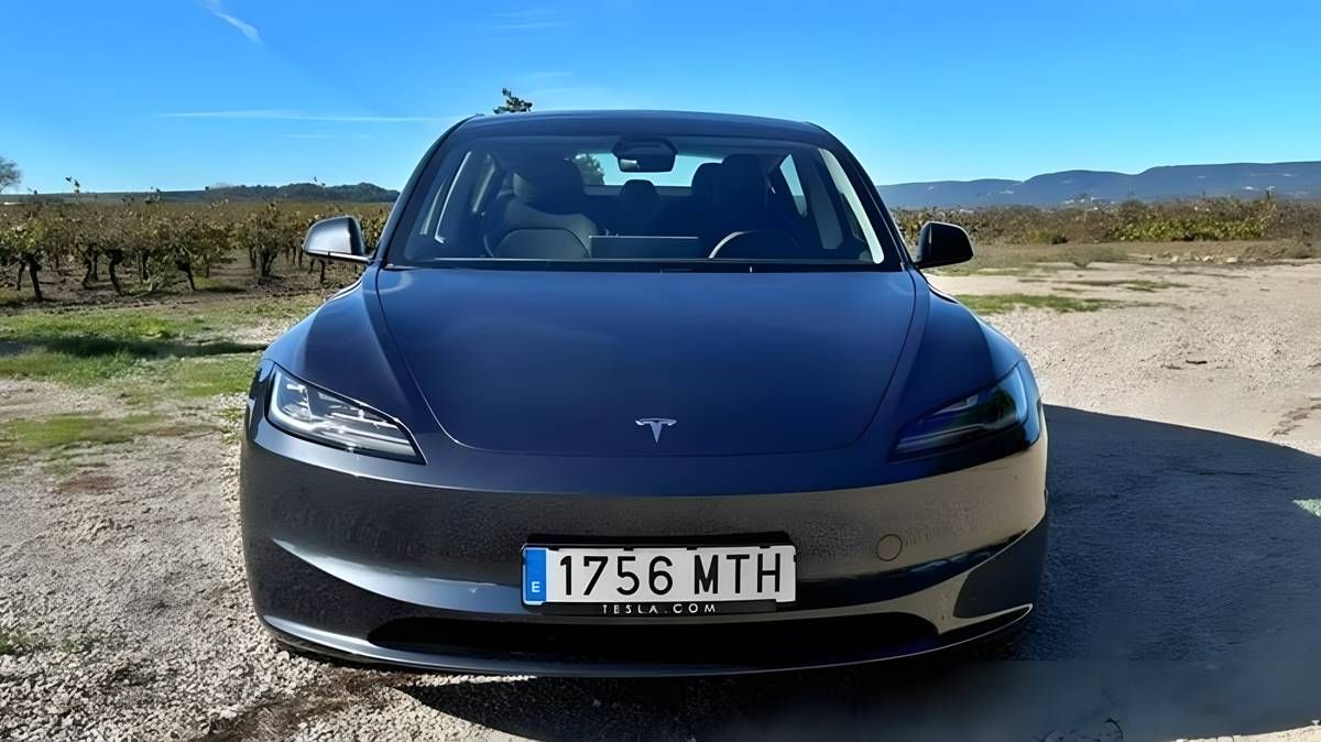 El Tesla Model 3 rompe la tendencia: mientras los coches suben de precio, él baja