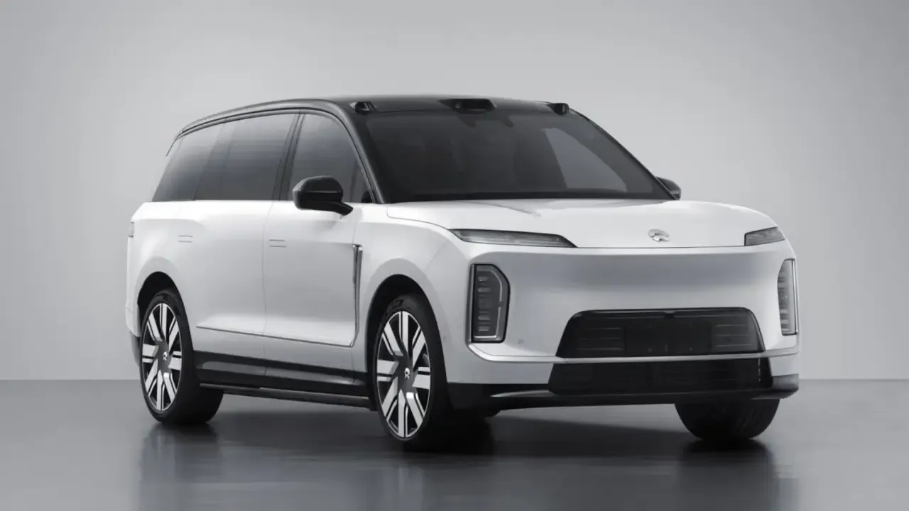 El SUV eléctrico más grande de China mide como un Cadillac Escalade: así es el nuevo NIO ES9
