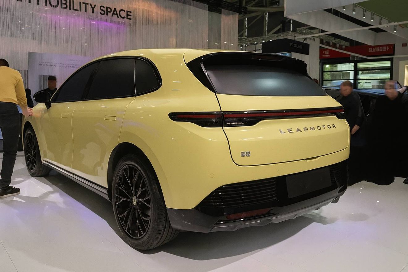 El Leapmotor Lafa 5 llega a Europa con más autonomía por menos precio