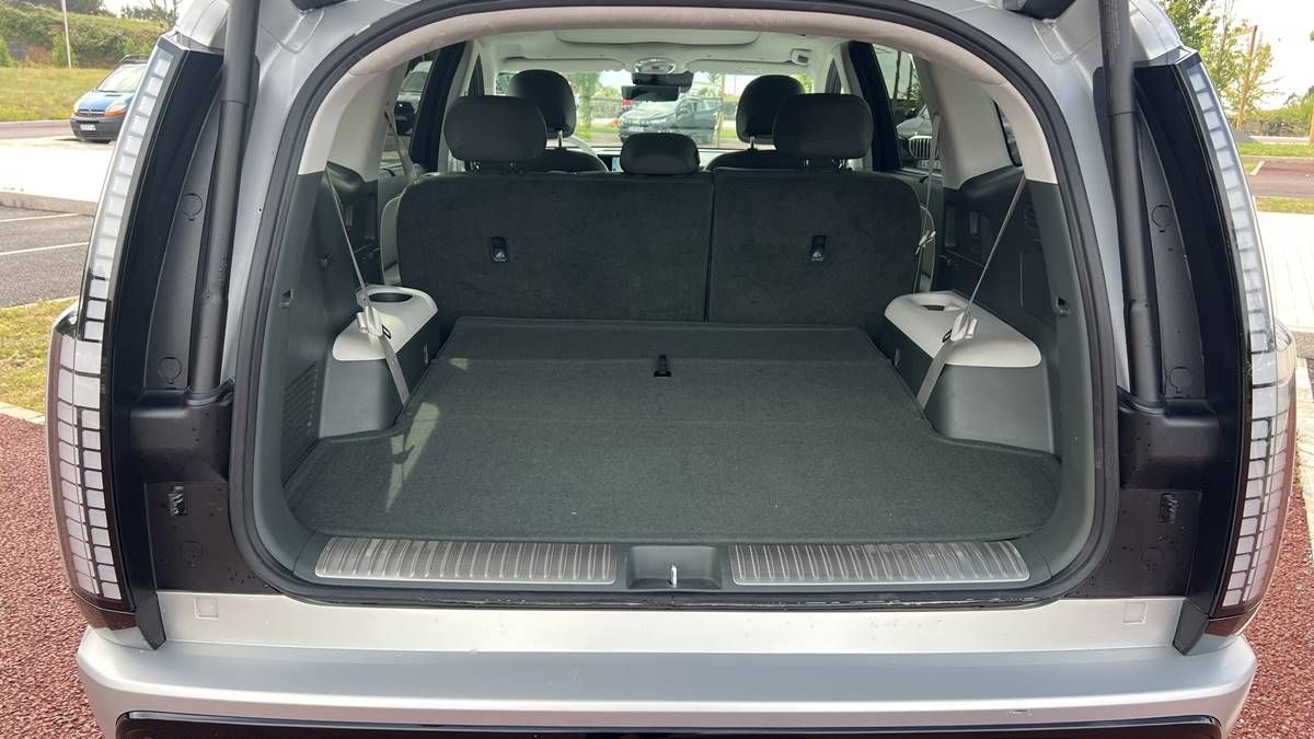 Hyundai Ioniq 9 FCE