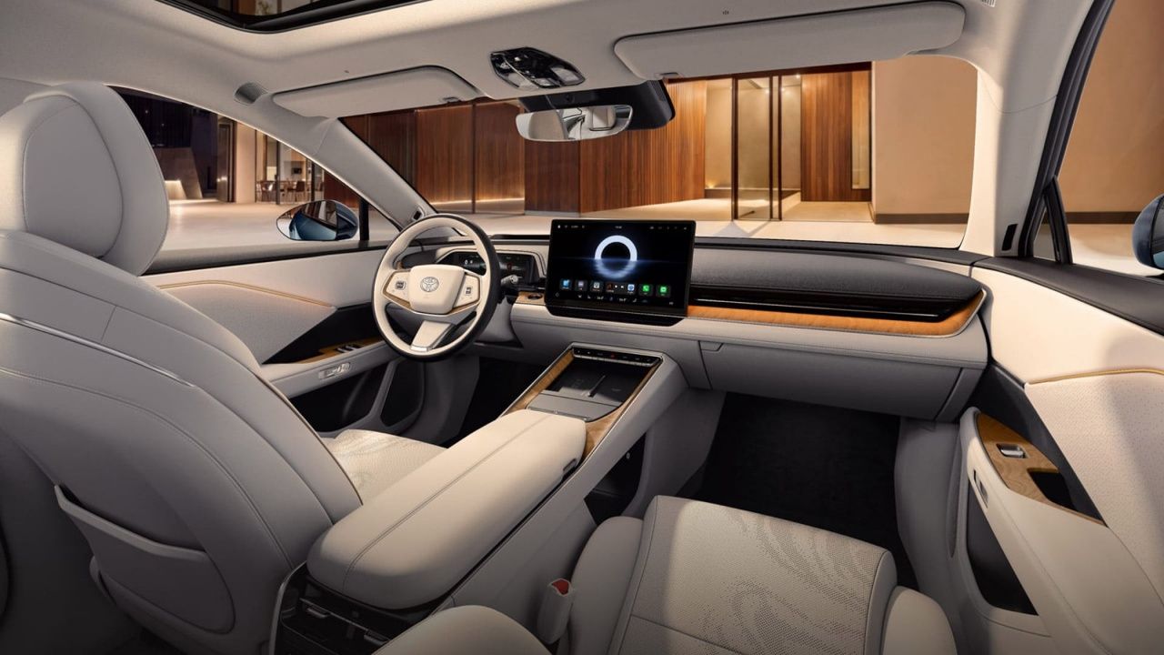 Toyota recurre a Huawei para su nuevo coche eléctrico, y el público responde con entusiasmo