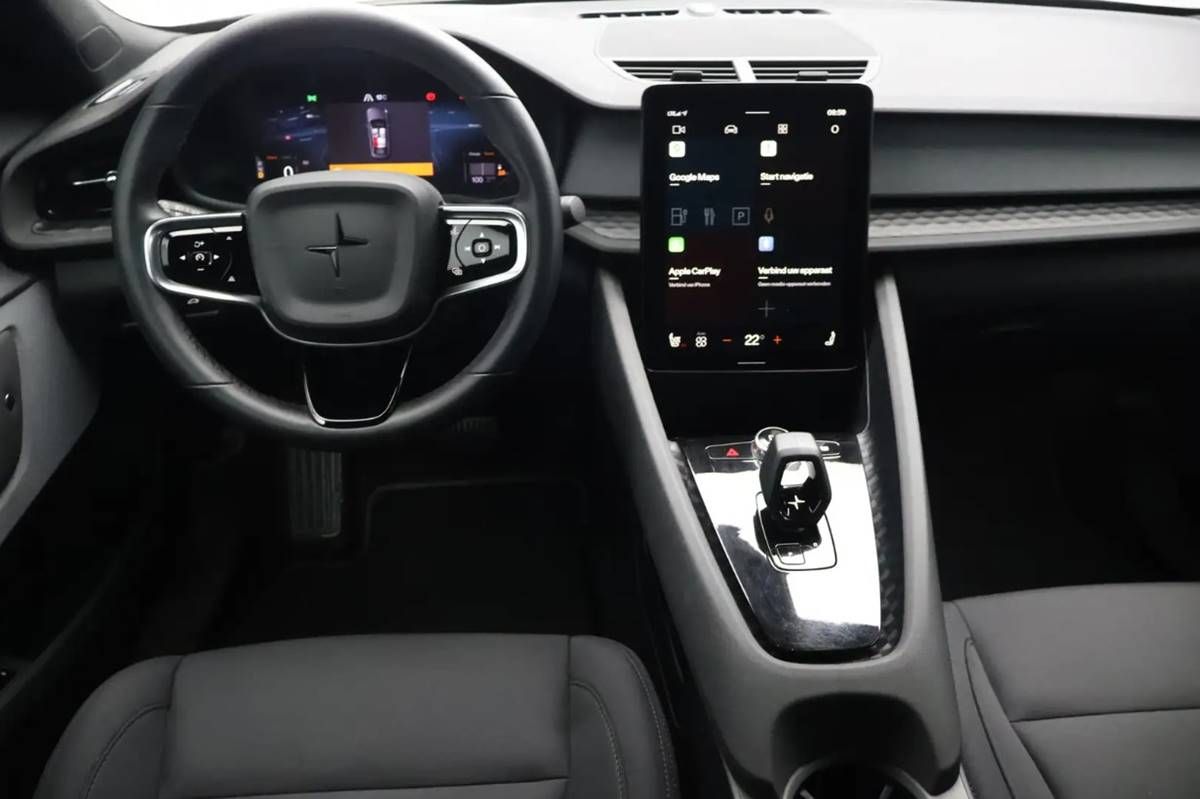 Un Polestar 2 de 408 CV por menos de 15.000 euros: el premium eléctrico que se ha desplomado en el mercado de ocasión