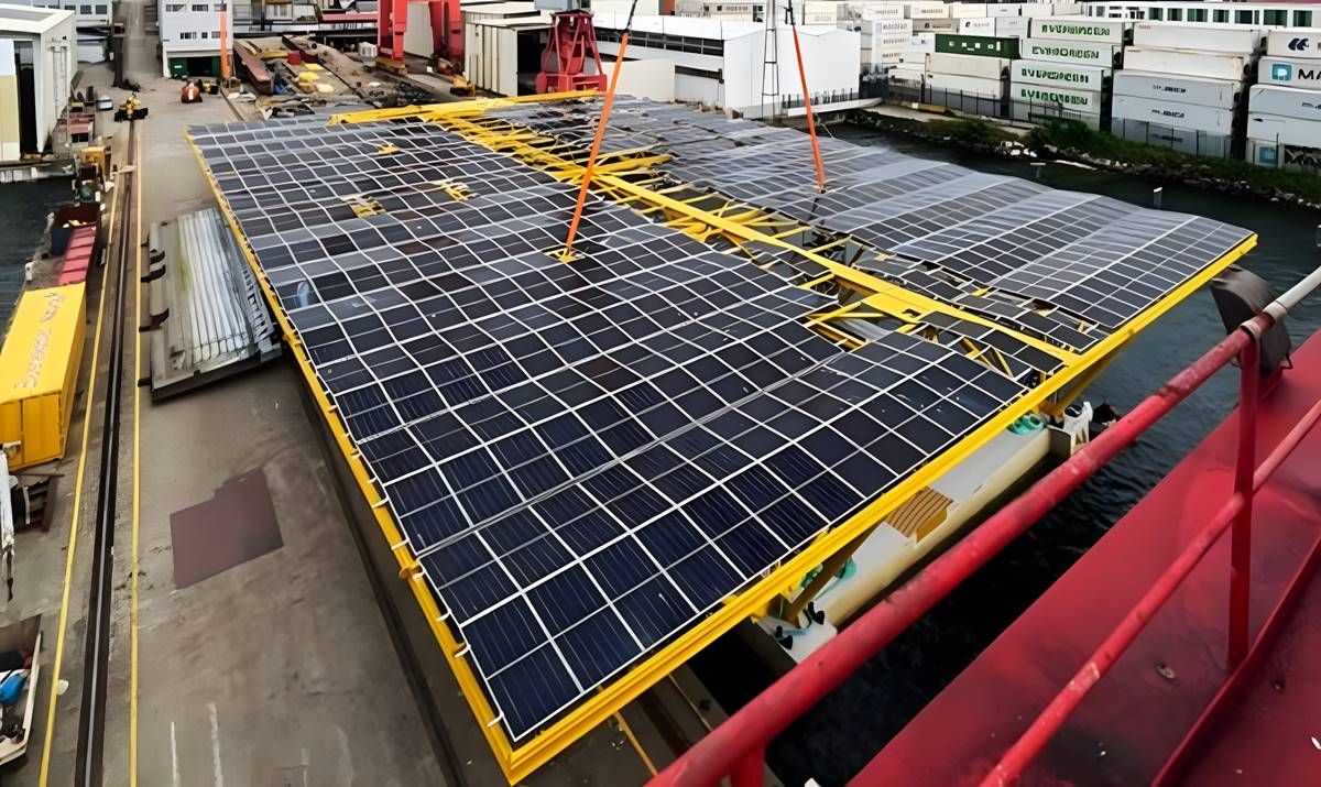 España ya prueba una plataforma solar flotante en el mar que podría cambiar la producción renovable