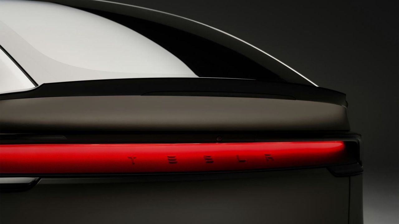El Tesla Model YL se prepara para su asalto global, se avista el prototipo que anticipa la llegada a Occidente