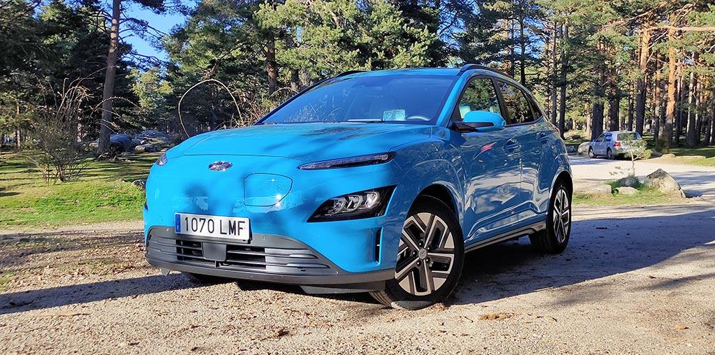 Prueba FCE. Probamos el Hyundai Kona Eléctrico en nuestro circuito mixto para descubrir su autonomía real (Vídeo)