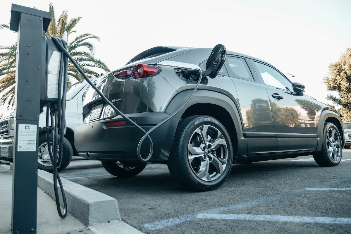 Así tienes que buscar un cargador para coche eléctrico con Google Maps, según distancia, tipo de conector o velocidad