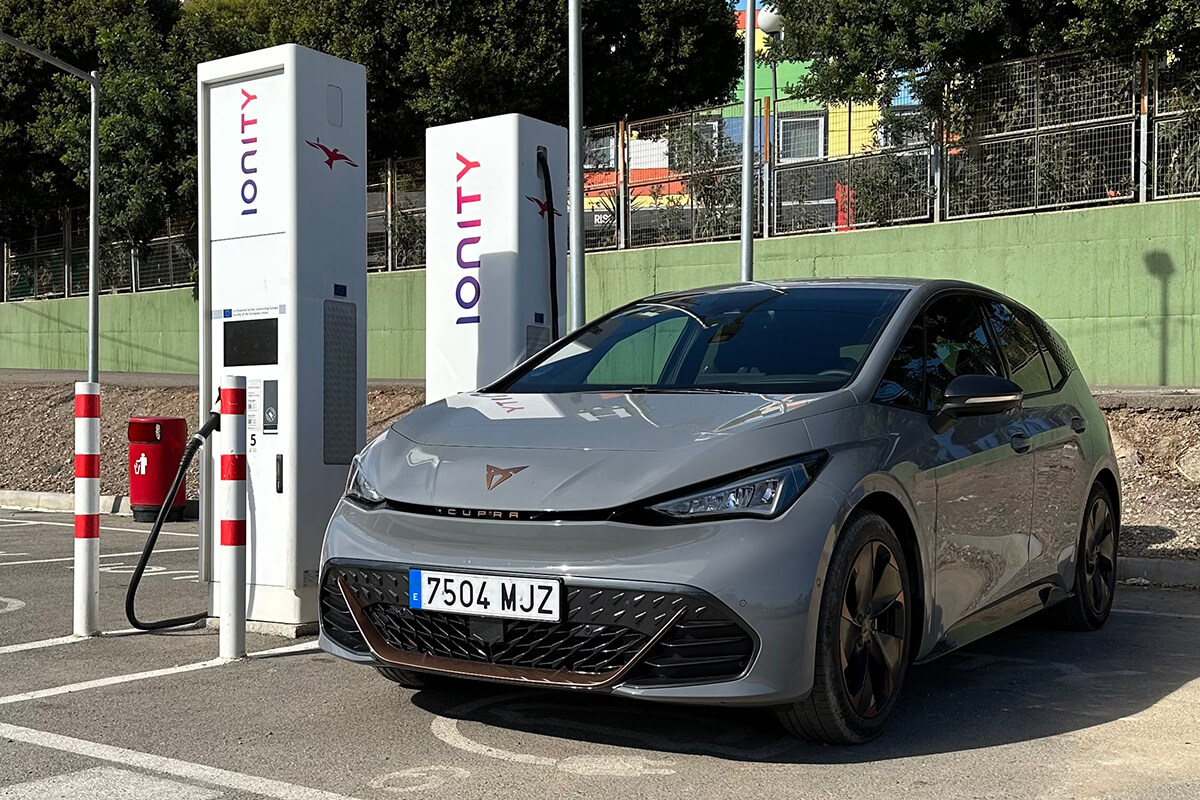 Prueba: nos vamos de viaje con el CUPRA Born de Barcelona a Murcia. ¿Qué autonomía logramos?
