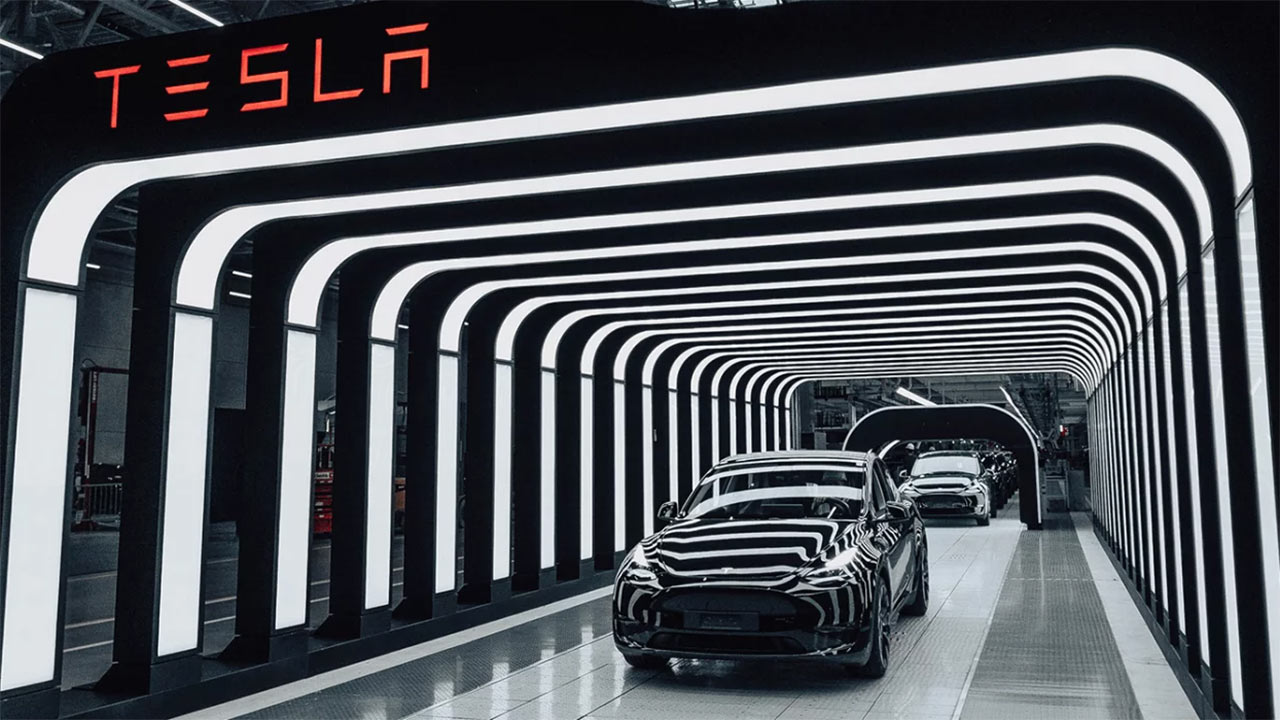 La fábrica europea de Tesla vuelve a crecer: contratará 3.500 personas y elevará su capacidad