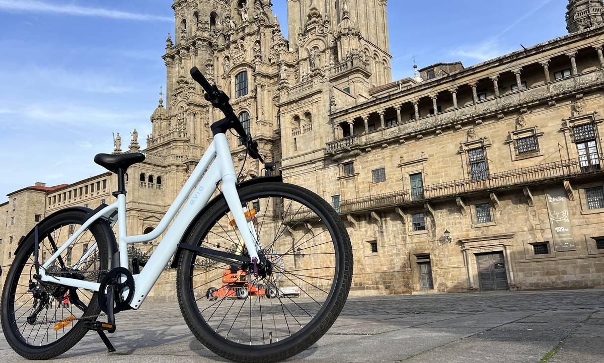 Llega a España Evie Bikes. Bicicletas eléctricas con localización GPS, cierre con NFC, alarma y un precio muy interesante